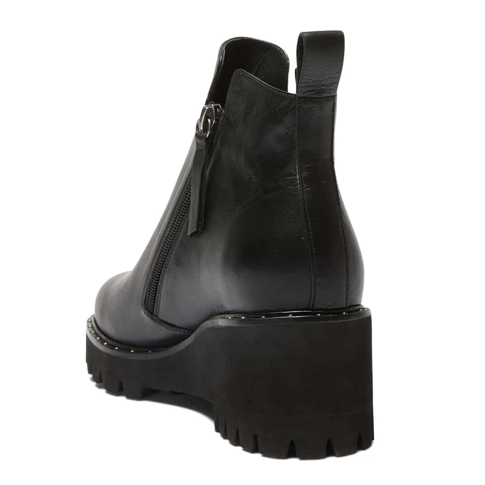 Jester Boot in Black Leather