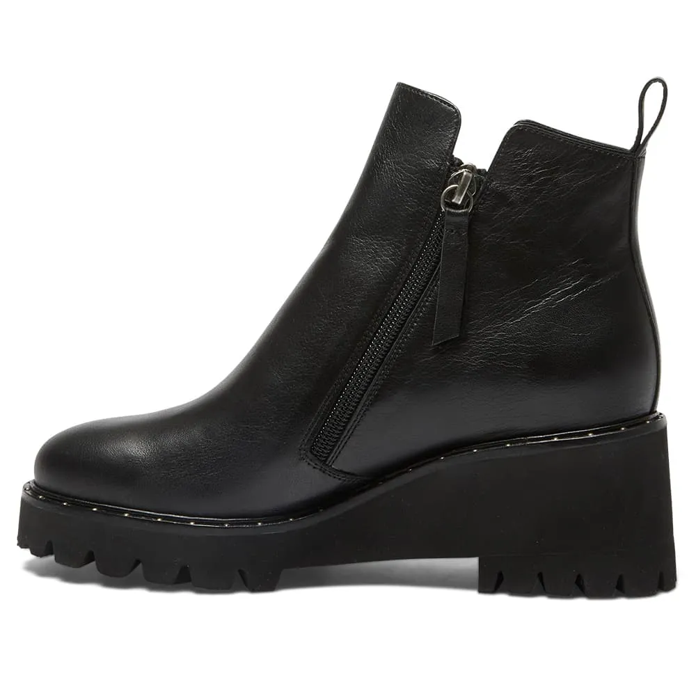 Jester Boot in Black Leather