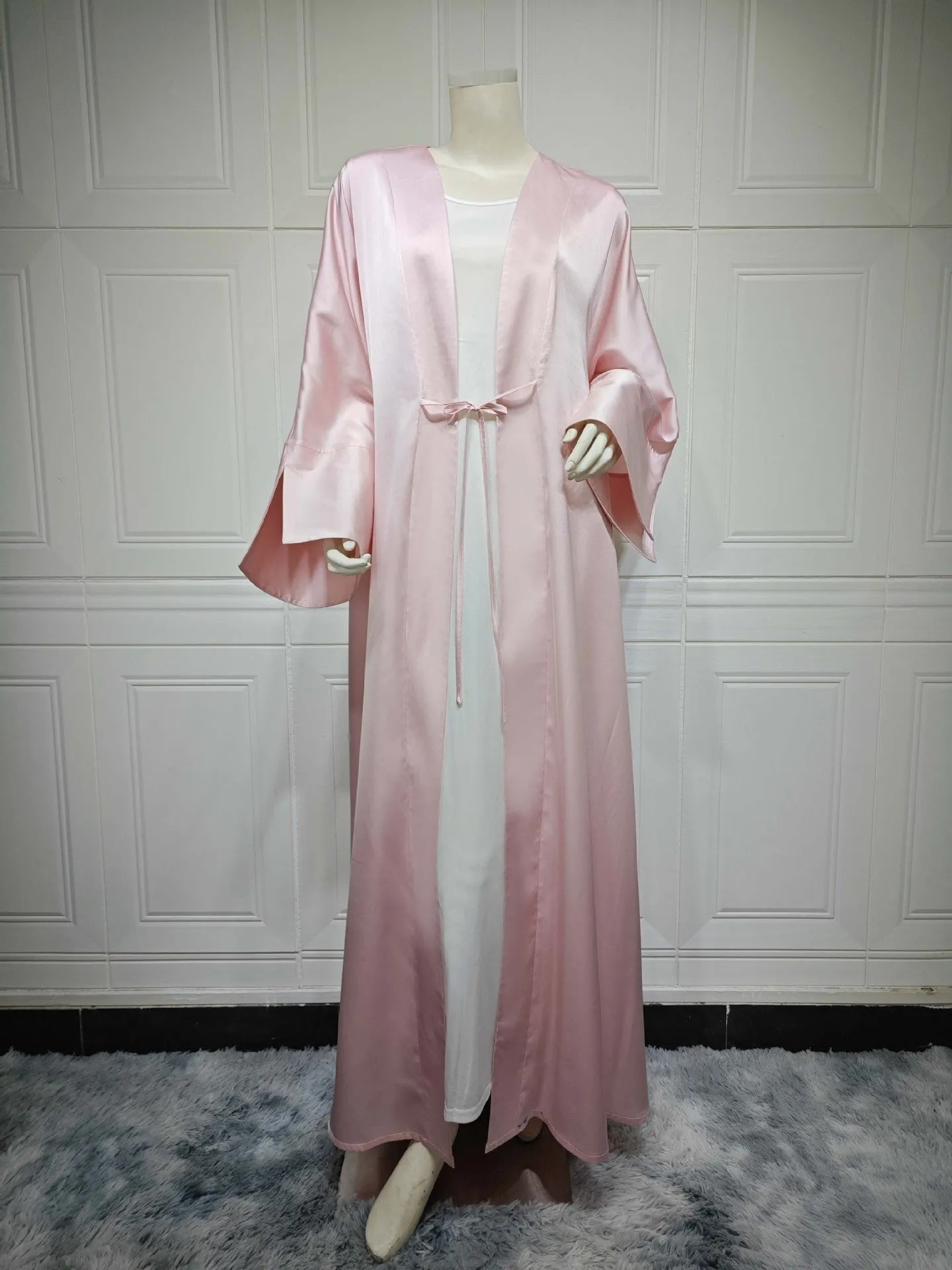 Middle East Muslim Robe Fashion Satin Soft Dress