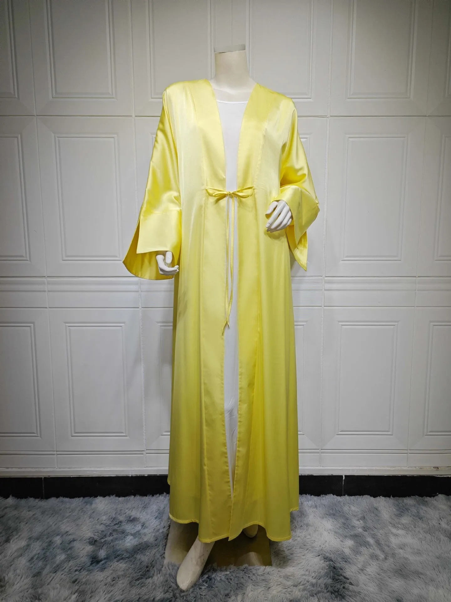 Middle East Muslim Robe Fashion Satin Soft Dress